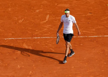 Zverev se impone a Bautista en el Torneo de Madrid