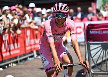 Del Toro consigue el segundo lugar en etapa 19; y mantiene liderato del Giro de Italia