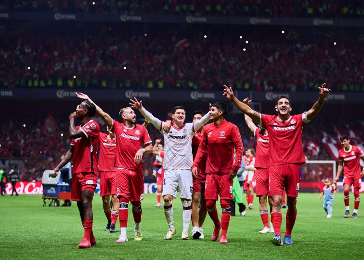 during the Semi-Final second leg match between Toluca and Tigres UANL as part of the Liga BBVA MX, Torneo Clausura 2025 at Nemesio Diez Stadium on May 17, 2025 in Toluca, Estado de Mexico, Mexico.