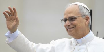 León XIV insta a renovar el diálogo sobre el futuro del planeta