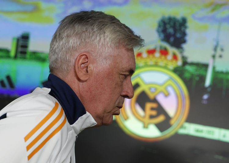 FOTODELDIA MADRID, 03/05/2025.- El entrenador del Real Madrid, el italiano Carlo Ancelotti, ofrece una rueda de prensa tras el entrenamiento del equipo en la Ciudad Deportiva de Valdebebas (Madrid) este sábado. El Real Madrid se enfrenta mañana, domingo, al Celta de Vigo en un partido de LaLiga. EFE/ Juan Carlos Hidalgo