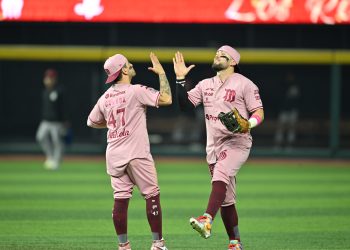 Diablos con remontada ante Piratas