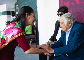 Sheinbaum lamenta “profundamente” la muerte de Mujica; es un “ejemplo” para América Latina