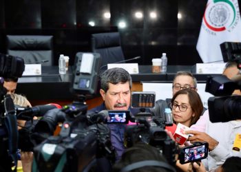 Adelanta Javier Corral reconfiguración profunda de ley Telecom