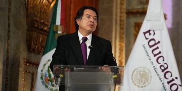 Destaca SEP 89 años de innovación y compromiso social del IPN: Mario Delgado