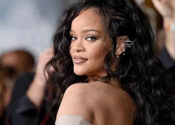 Rihanna vuelve a la música