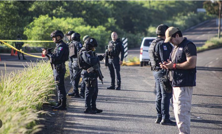 Ejecutan a cuatro policías en 24 horas en Sinaloa