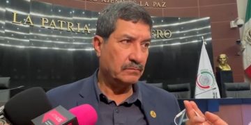Se cambiarían 10 o 12 artículos de la ley Telecom, adelanta el senador de Morena, Javier Corral