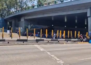 Maestros de la CNTE desquician la capital por más de 4 horas