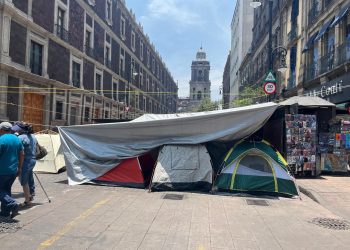 Marcha la CNTE al Zócalo e inicia paro nacional indefinido