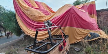 Cayó globo aerostático con 12 pasajeros en zona de Teotihuacán