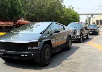 Gobierno de Jalisco adquiere nuevas patrullas, entre ellas Cybertruck