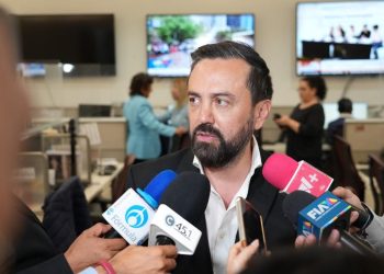 Reconoce Arturo Ávila vocero de Morena, casa de 5 mdd en San Diego, California