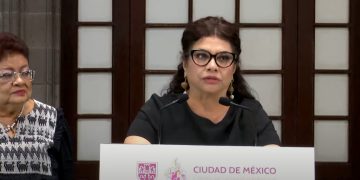 Fiscalía capitalina asegura moto y auto. Brugada señala que seguirá el combate contra la inseguridad