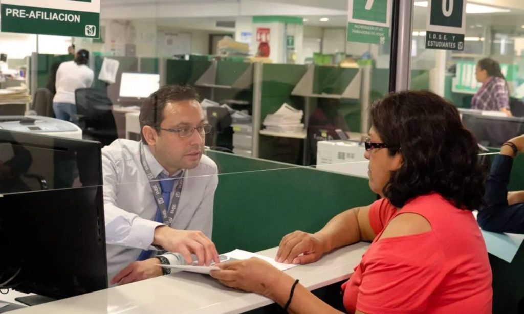 IMSS reporta pérdida de más de 47 mil plazas laborales