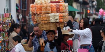 La informalidad se ubicó en 54.3% en el primer trimestre del 2025