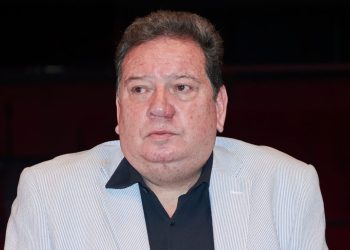 Jorge Muñiz en terapia intermedia por Covid