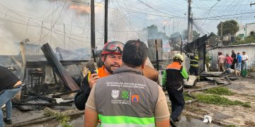 Gobierno capitalino dará apoyo a familias afectadas por incendio en Lindavista