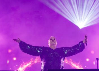 100 mil personas asistieron al concierto de Lupita D’Alessio en el Zócalo