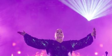 100 mil personas asistieron al concierto de Lupita D’Alessio en el Zócalo