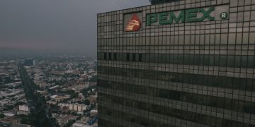 Fondo soberano noruego excluye a Pemex; señala corrupción