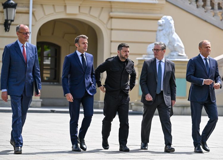 EFE/EPA/DAREK DELMANOWICZ POLAND OUT