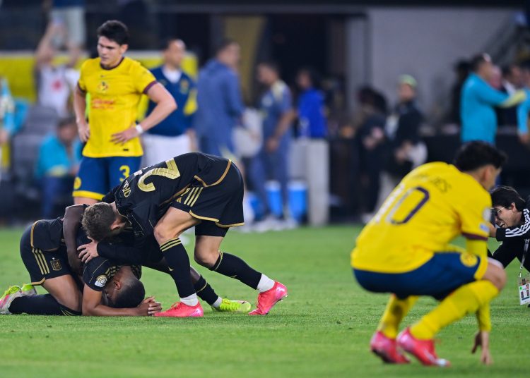 Igor Jesus and Ryan Hollingshead of Los Angeles during the match between Los Angeles FC and America as part of Play-In prior to 2025 FIFA Club World Cup, at BMO Stadium on May 31, 2025 in Los Angeles, California, United States.
