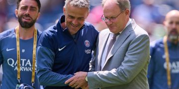 El París Saint Germain (PSG) fue galardonado este lunes con el trofeo al mejor club de la pasada temporada. De fútbol masculino