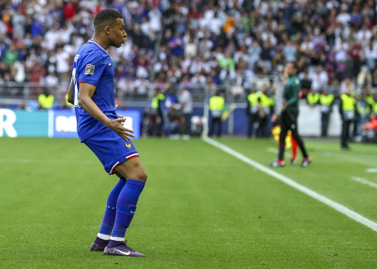 Stuttgart (Germany), 08/06/2025.- Kylian Mbappe of France celebrates after scoring during the UEFA Nations League 3rd place match between Germany and France in Stuttgart, Germany, 08 June 2025. (Francia, Alemania) EFE/EPA/CHRISTOPHER NEUNDORF