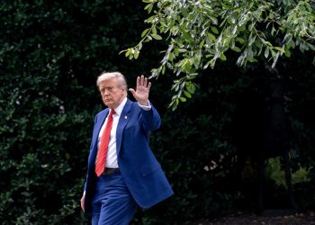 Trump reitera que solo busca deportar a los criminales y no afectar a los granjeros