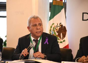 Acuerdan aumento del 9% entre salario y prestaciones para la burocracia nacional retroactivo al 1 de enero: FSTSE