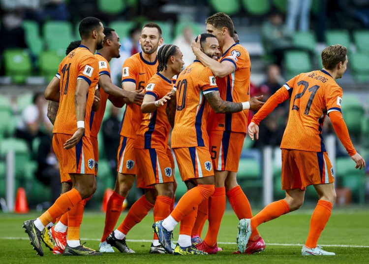 Groningen (Netherlands), 10/06/2025.- Memphis Depay of the Netherlands celebrates 2-0 during the FIFA World Cup 2026 qualifier Netherlands against Malta in Groningen, Netherlands, 10 June 2025. (Mundial de Fútbol, Países Bajos; Holanda) EFE/EPA/ANP KOEN VAN WEEL