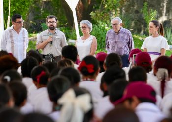 Casa por Casa es una política pública hecha con amor: Sheinbaum