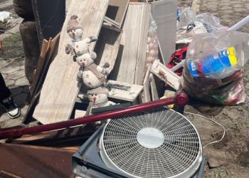 Brugada evalúa daños por lluvias en Iztapalapa