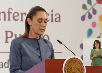 “Falso” que aliente protestas, responde Sheinbaum a Noem