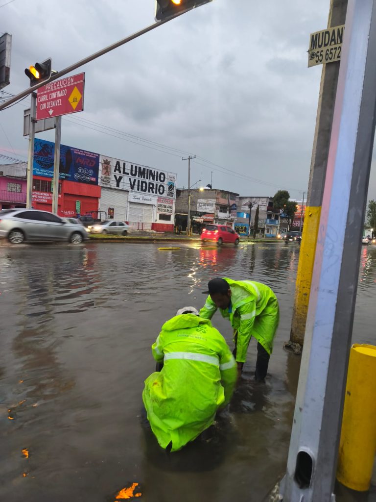 Lluvias colapsaron municipios en Edomex