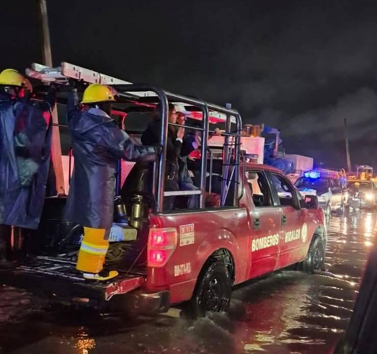 Colapso en la CDMX por lluvias; Línea A del Metro continúa sin servicio