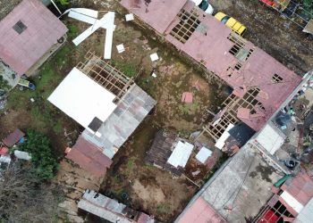 Reportan daños en casas de Michoacán por embudo nuboso