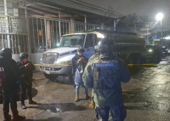 Se incendia fábrica de solventes en Ecatepec
