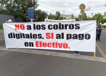 Amanece Morelia con bloqueo de transportistas