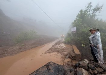 Provocan lluvias desbordamientos de ríos, cierres carreteros y suspensión de clases en Hidalgo