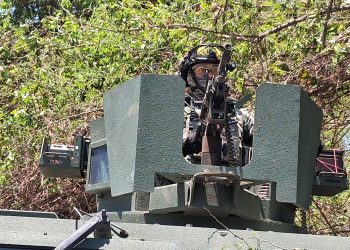 Aseguran casas con narcotúneles y más de 200 armas en Culiacán