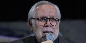 Niegan amparo a Luis de Llano por caso Sasha Sokol; deberá pagar una indemnización