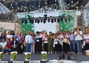 Inaugura Clara Brugada la Feria del Nopal en el Monumento a la Revolución