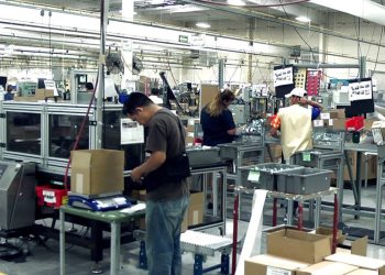 Sectores advierten dificultades para reducir la jornada laboral