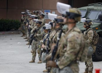 Guardia Nacional de Estados Unidos llega a Los Ángeles para aplacar protestas contra redadas