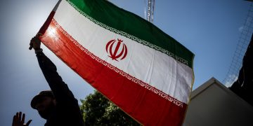 Irán afirma que responderá a cualquier "ataque o amenaza" de EU