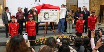 Con billete conmemorativo de Lotería Nacional rinden homenaje a Ifigenia Martínez