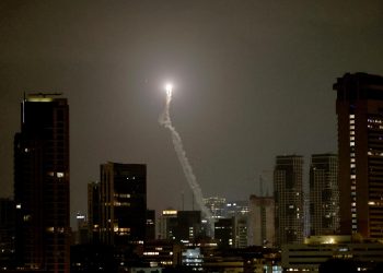 Israel trabaja para interceptar un nuevo ataque con misiles de Irán