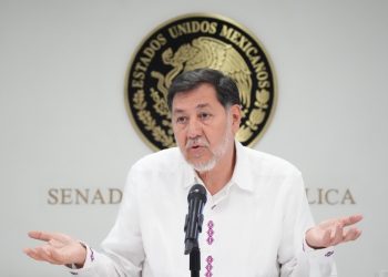 “No voy a reelegirme al frente del Senado ni a cambiar mi forma de ser” advierte Fernández Noroña